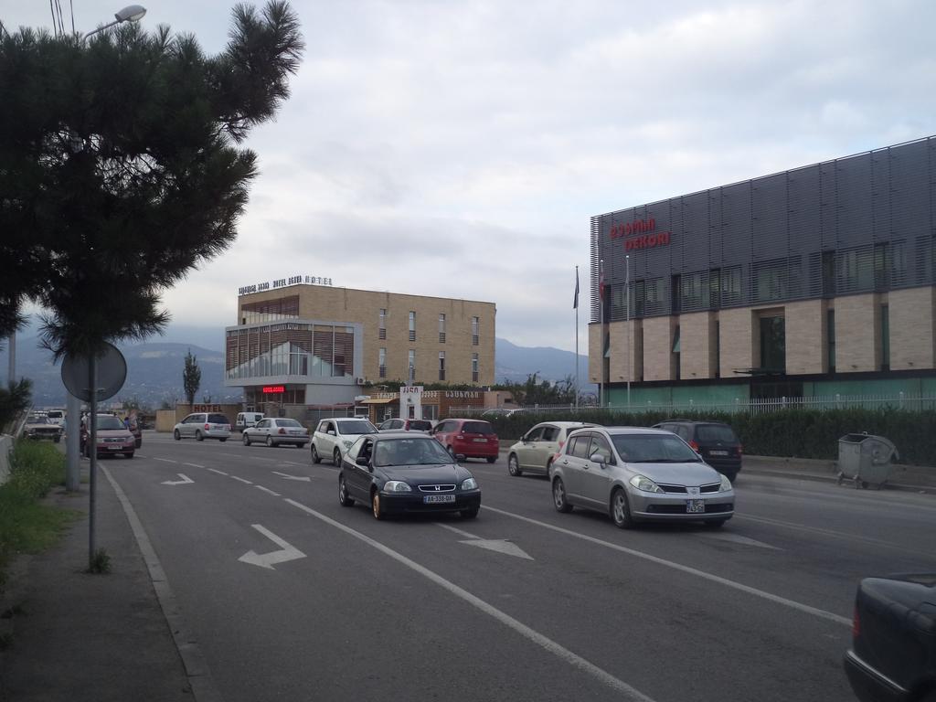 Hotel Agava Tbilisi Exterior foto